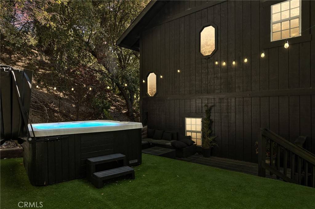 Crestline, CA 92325,23594 Hillside DR