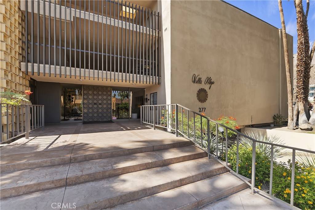 Palm Springs, CA 92262,277 E Alejo RD #212