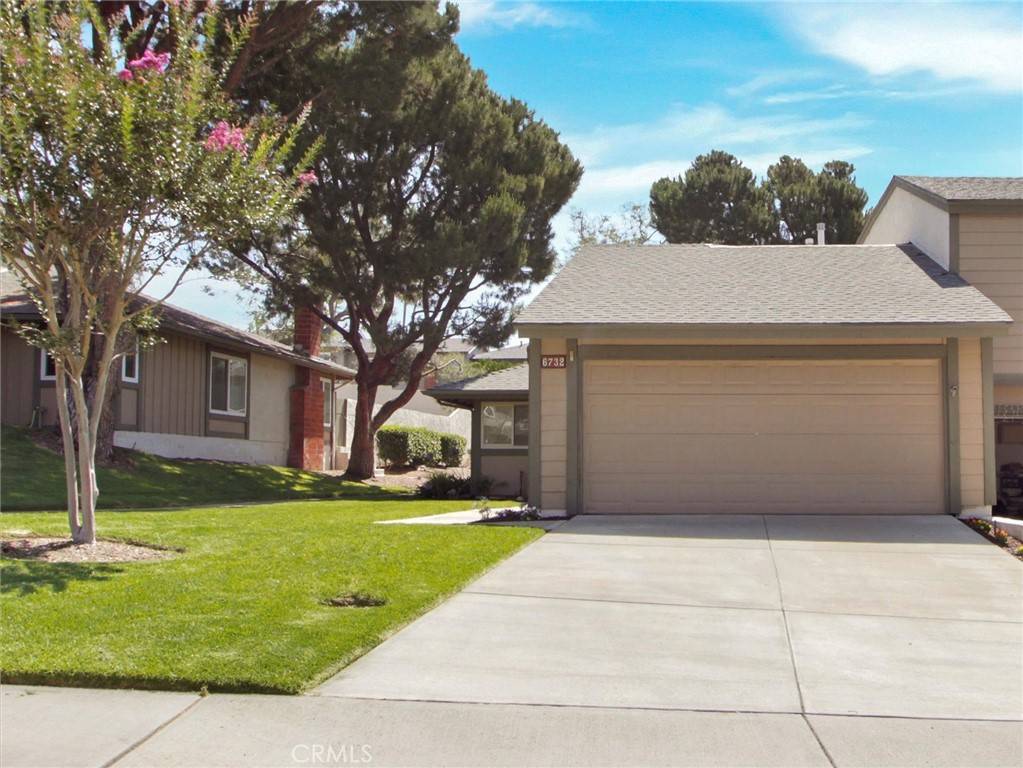 Yorba Linda, CA 92886,6732 Vista Loma