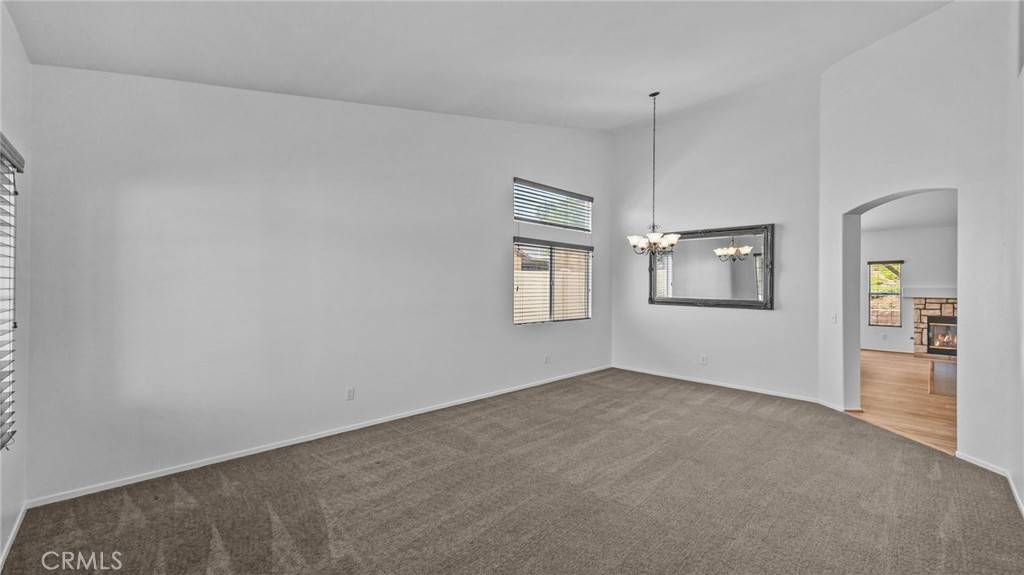 Corona, CA 92881,1318 Baldwin DR