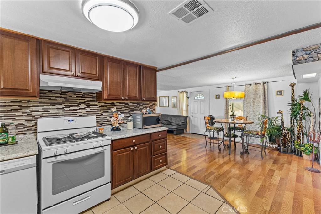 Hemet, CA 92543,1645 Vista Grande