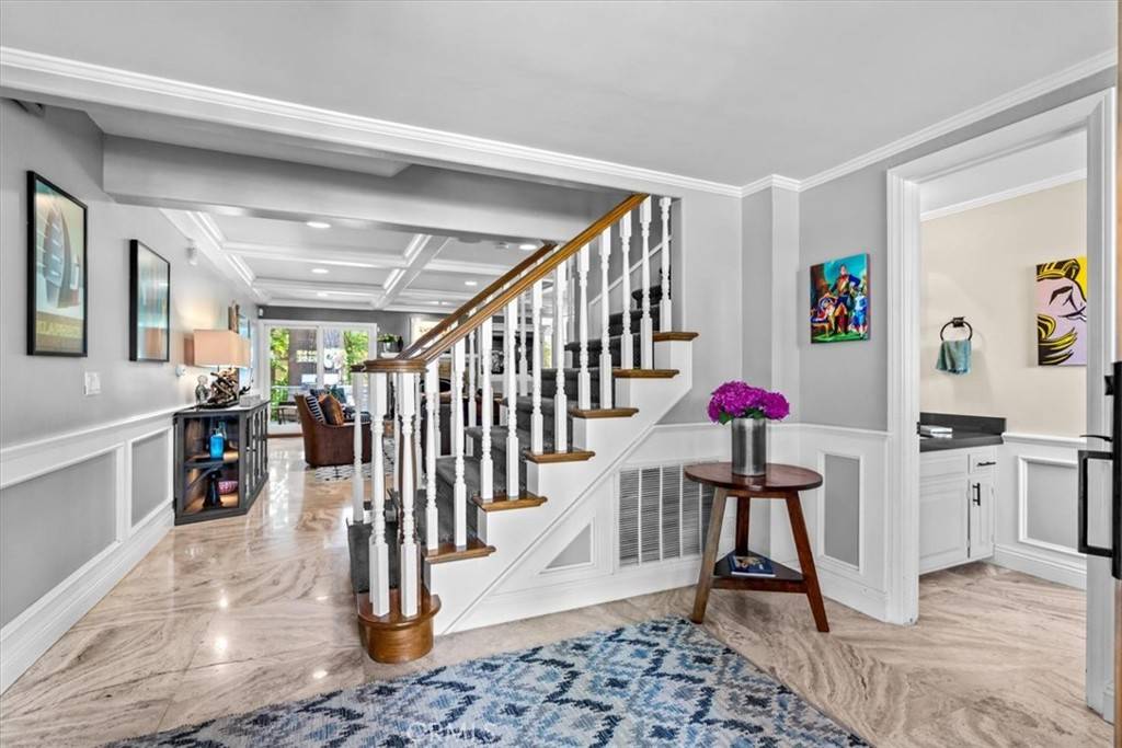 Lake Arrowhead, CA 92352,27833 Hamiltair DR