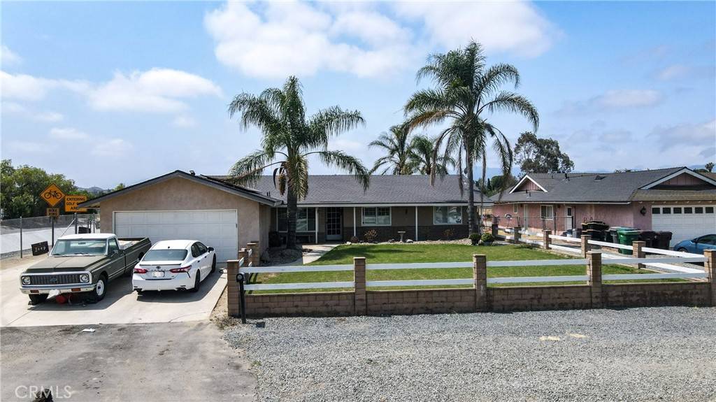 Norco, CA 92860,1404 Barnhart LN