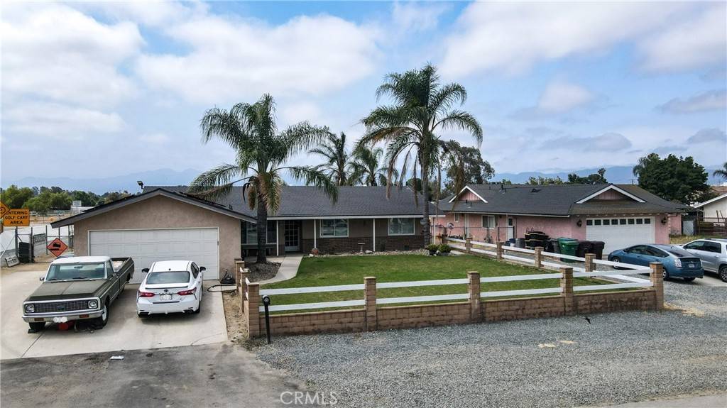 Norco, CA 92860,1404 Barnhart LN