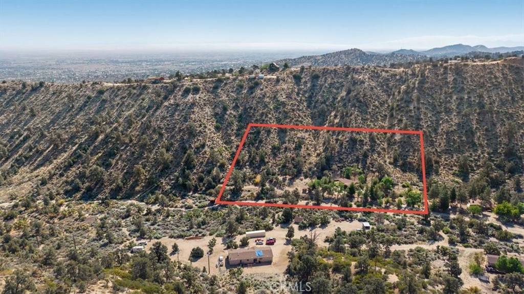 Wrightwood, CA 92397,7965 Sand Canyon RD