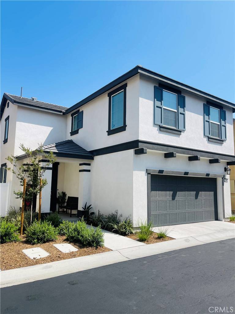 Rialto, CA 92377,2518 Gunner Ridge