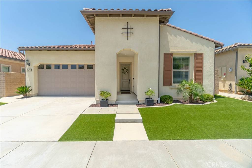 Corona, CA 92883,24385 Overlook DR