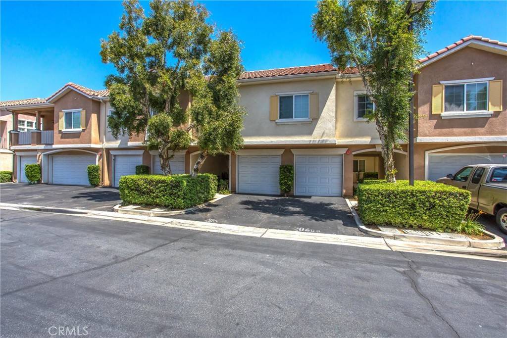 Redlands, CA 92373,93 Kansas ST #205