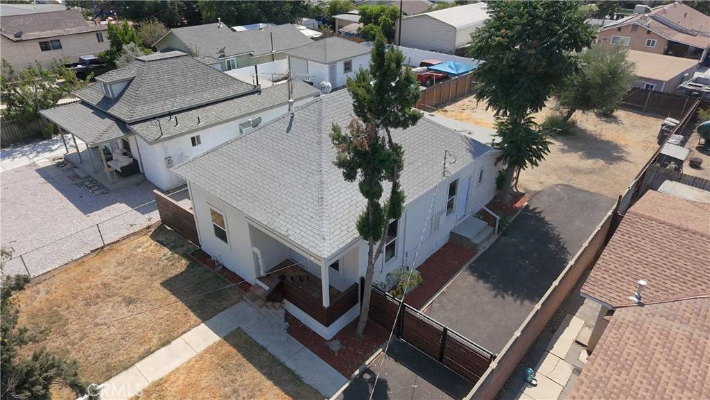Redlands, CA 92374,1231 Webster ST