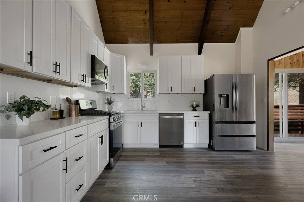 Lake Arrowhead, CA 92352,27947 St Bernard LN