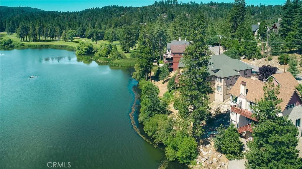 Lake Arrowhead, CA 92352,781 Brentwood DR
