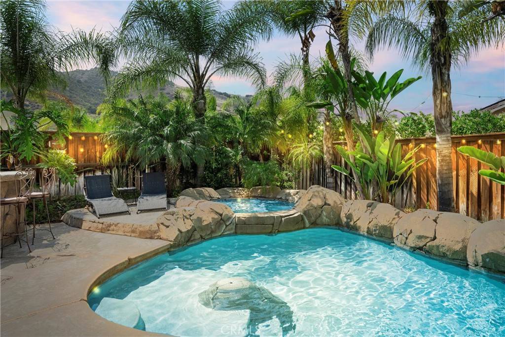 Corona, CA 92883,8628 Calle Canon RD