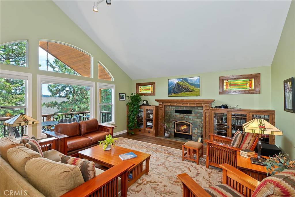 Lake Arrowhead, CA 92352,27781 St Bernard LN