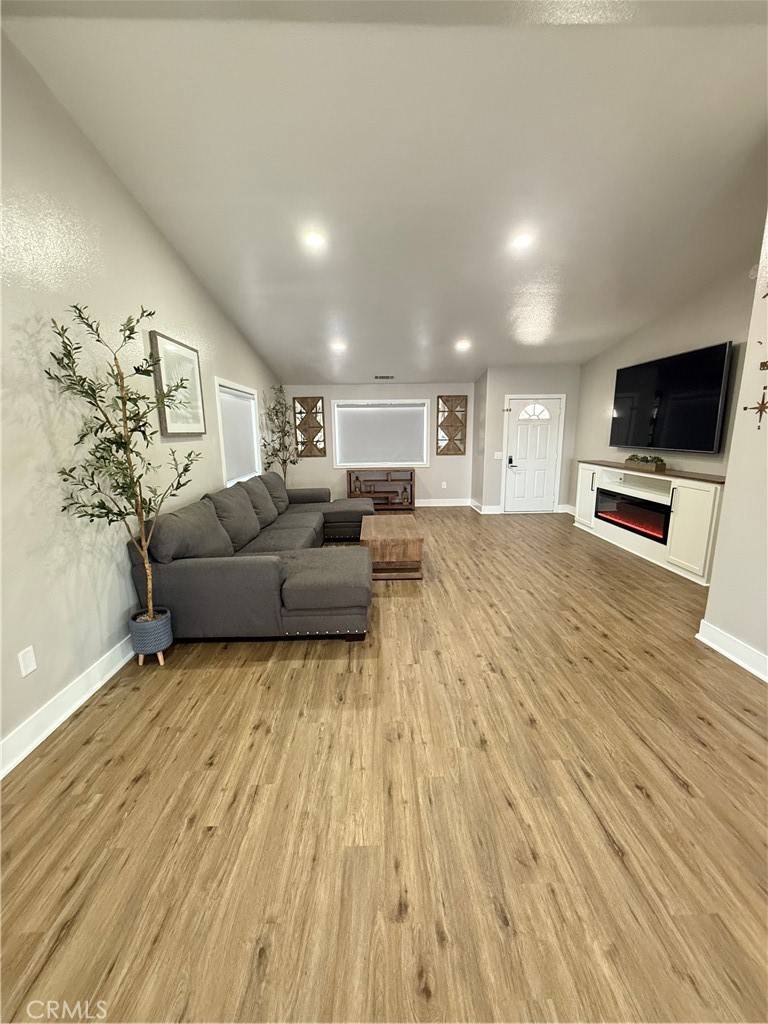 San Bernardino, CA 92407,6155 Olive AVE