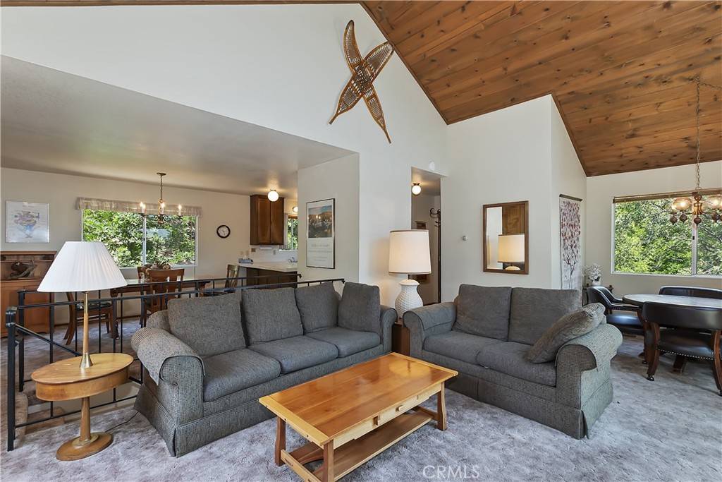 27581 St Bernard Lake Arrowhead, CA 92352
