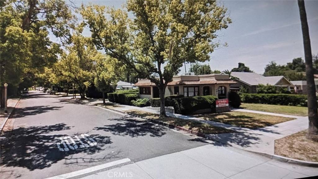 Redlands, CA 92373,401 Brookside AVE
