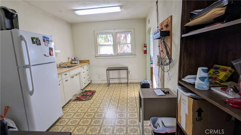 Redlands, CA 92373,401 Brookside AVE
