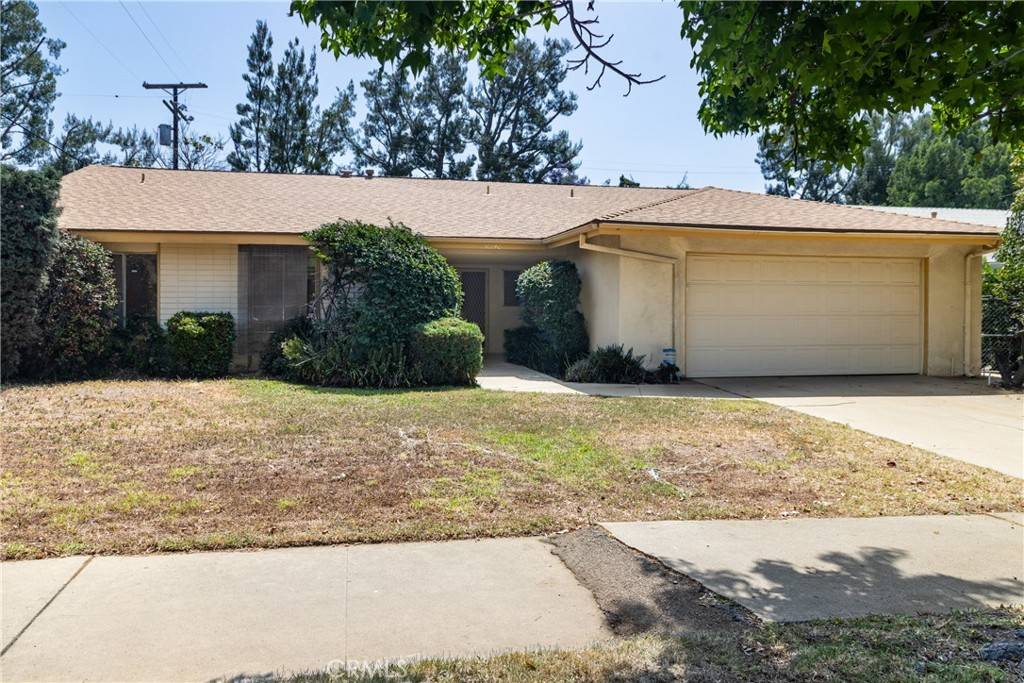 Chatsworth, CA 91311,10140 Cozycroft AVE