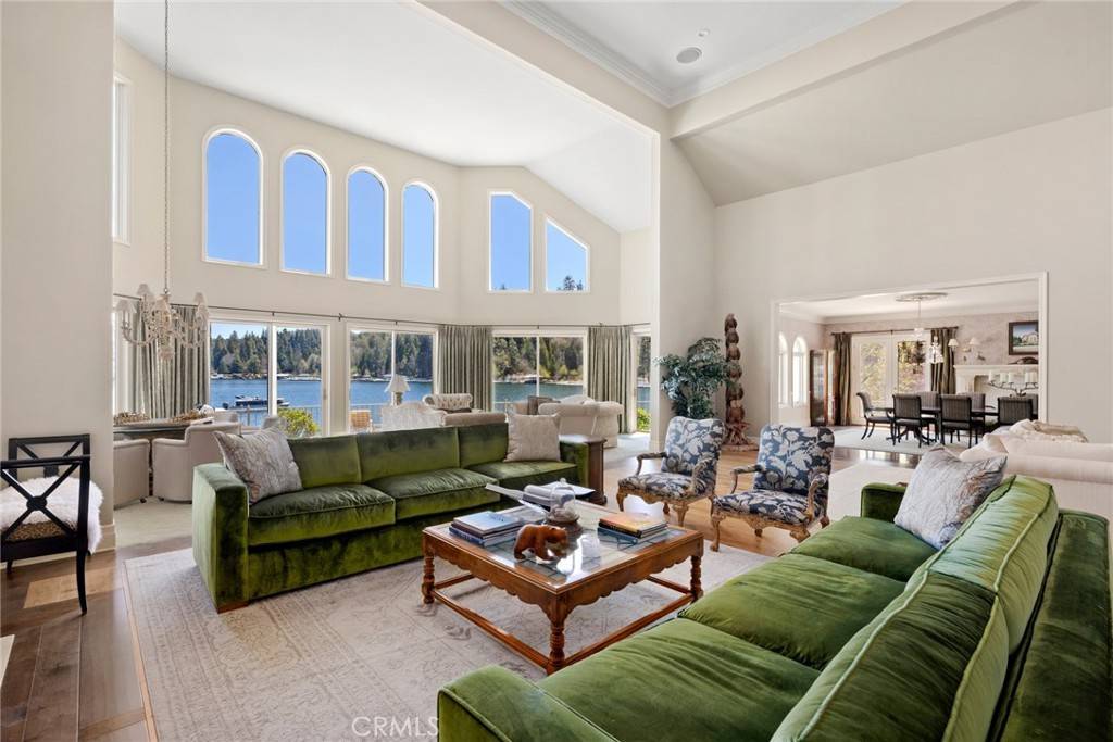 177 Shorewood DR Lake Arrowhead, CA 92352