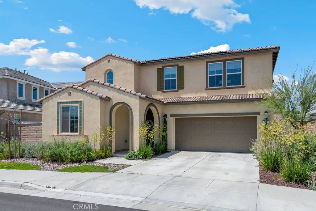 Redlands, CA 92374,874 Royal Knight TRL
