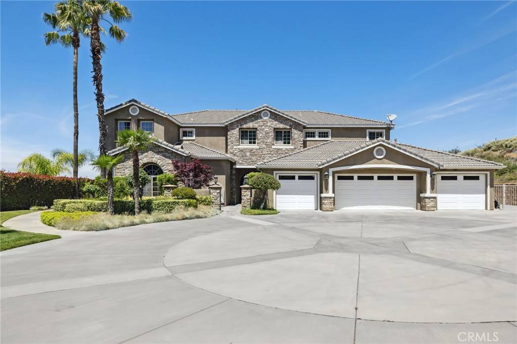 Yucaipa, CA 92399,36472 County Line RD