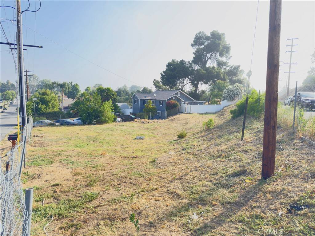 Colton, CA 92324,0 Center DR