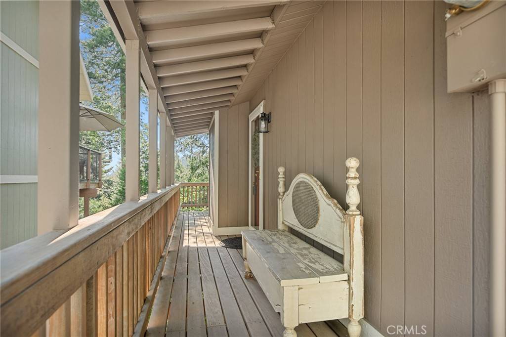 Lake Arrowhead, CA 92352,699 Pinnacle DR