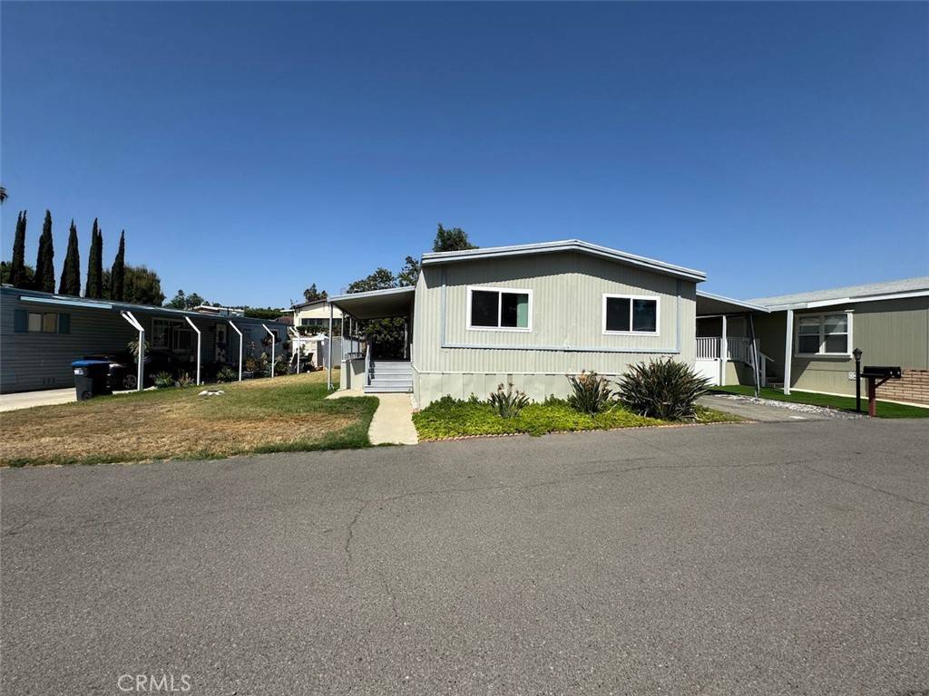 Riverside, CA 92504,15181 Van Buren BLVD #60