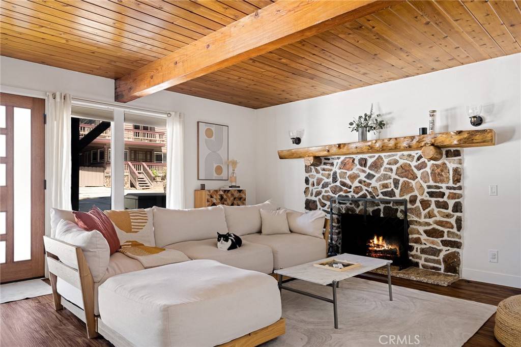 Lake Arrowhead, CA 92352,345 Maple DR