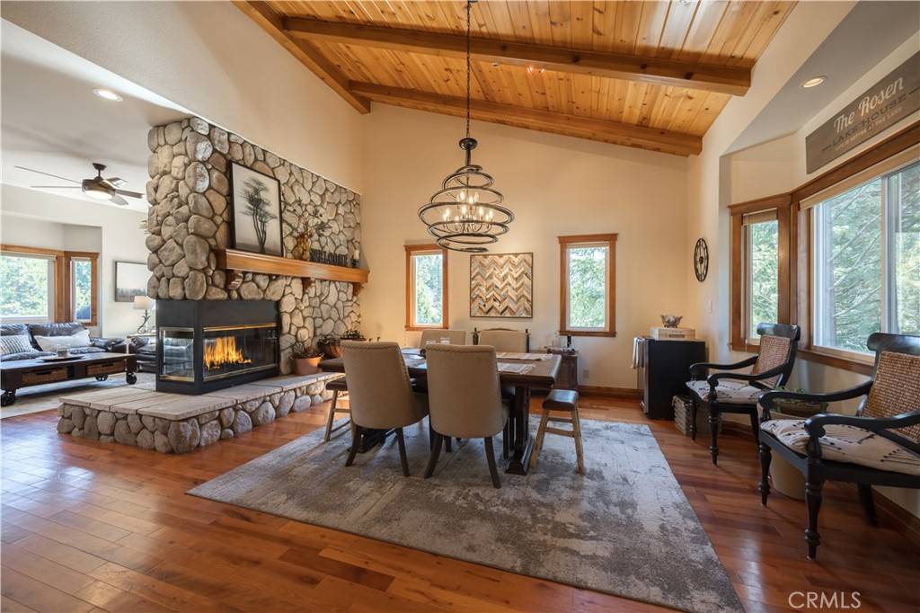 Lake Arrowhead, CA 92352,813 Brentwood DR