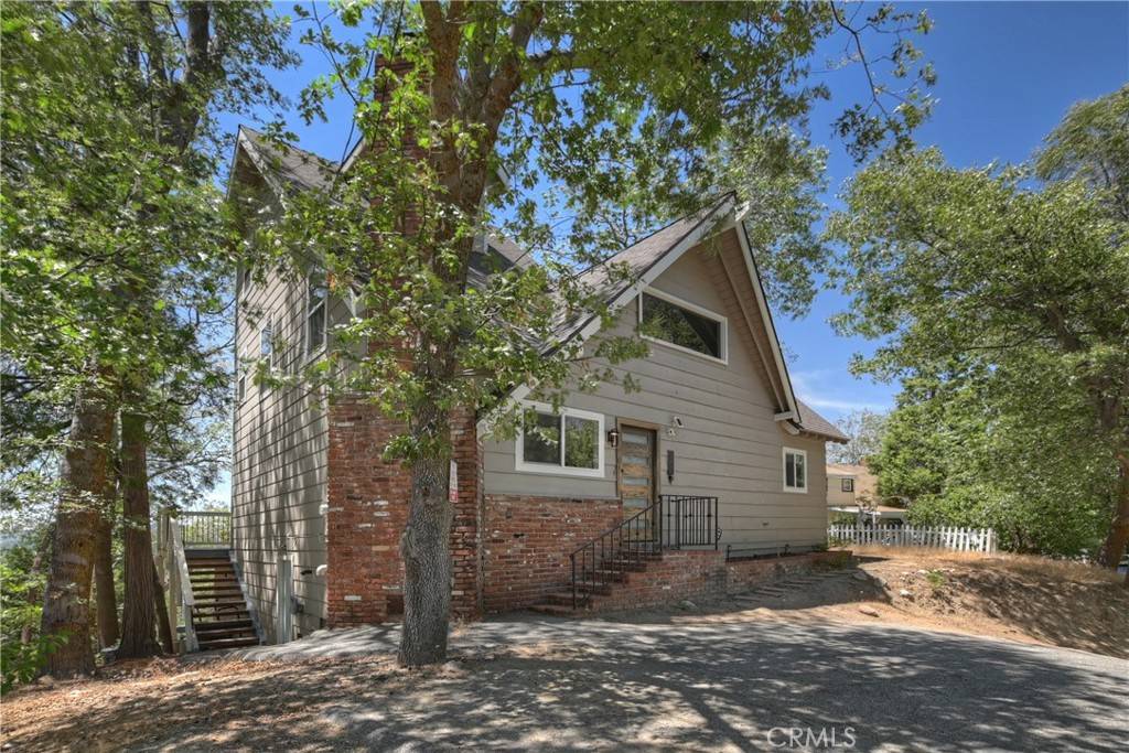Lake Arrowhead, CA 92352,394 Emerald Dr