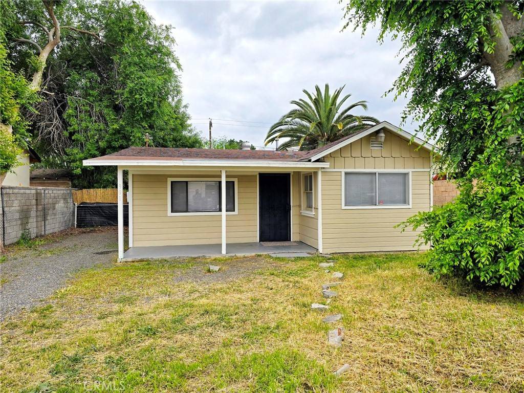 San Bernardino, CA 92410,901 Hazel AVE