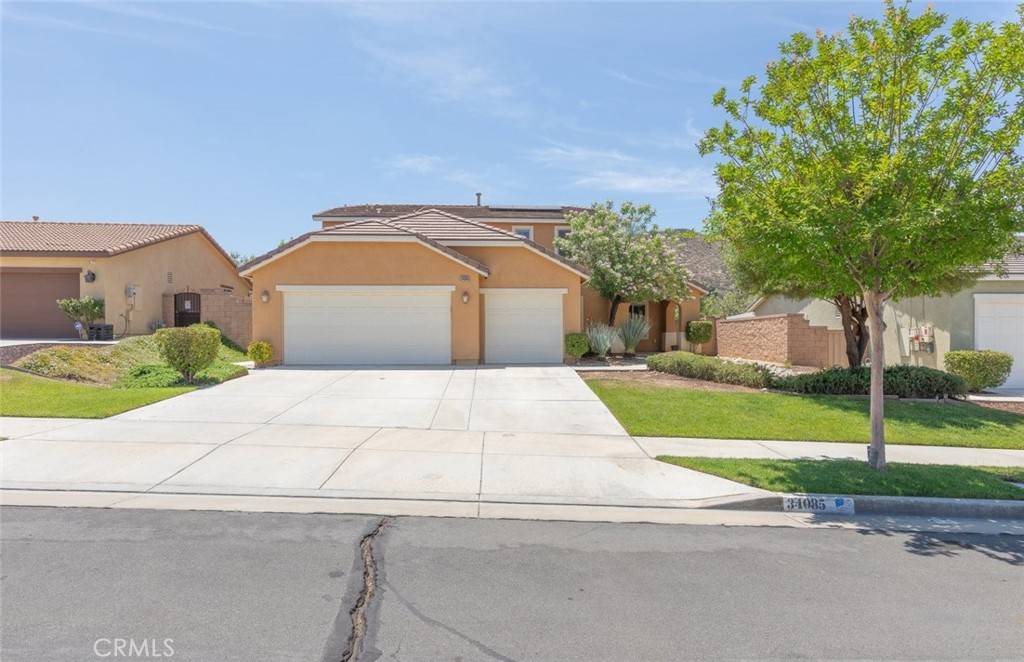 Lake Elsinore, CA 92532,34085 Agaliya CT