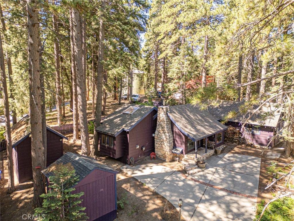 Running Springs, CA 92382,31701 Christmas Tree LN