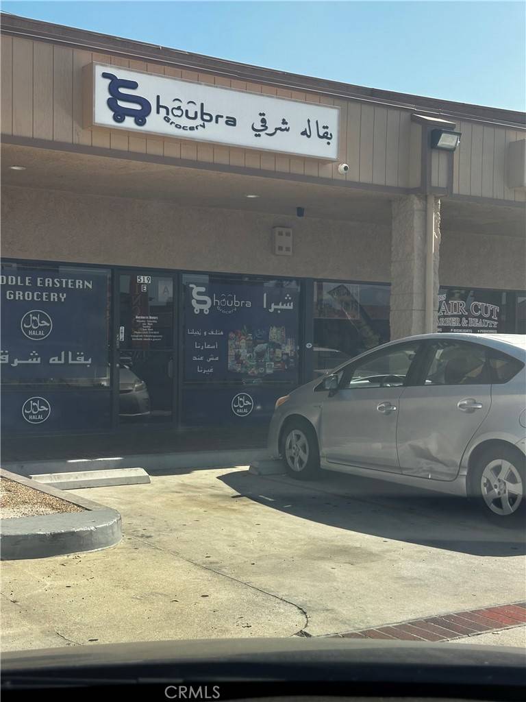 Rialto, CA 92377,519 W FOOTHILL #E