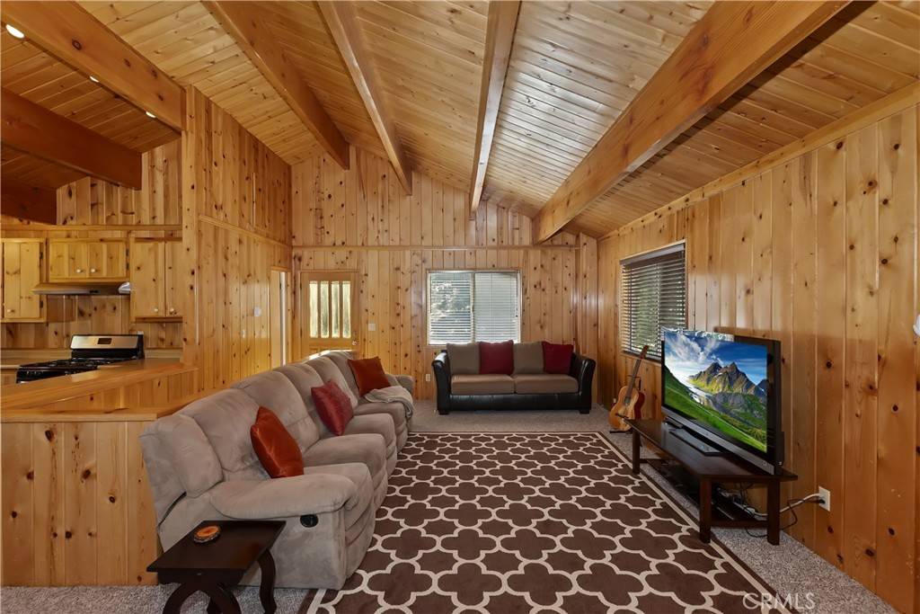 Green Valley Lake, CA 92341,33469 Squirrel DR