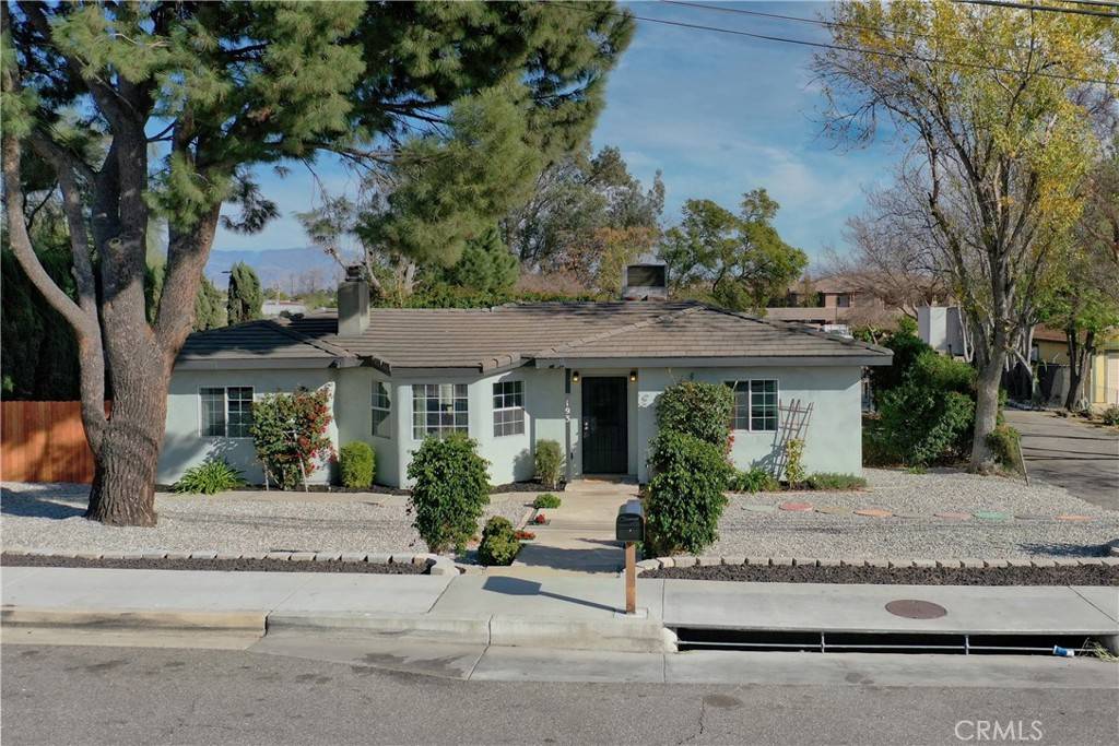 Fontana, CA 92335,193 N Maple AVE