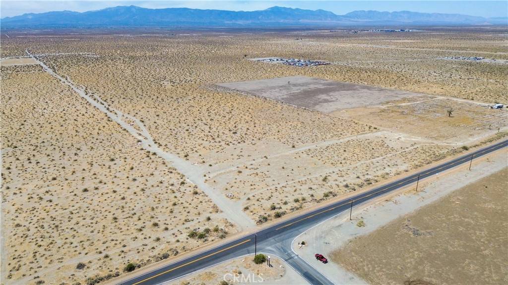 Adelanto, CA 92301,5 El Mirage RD