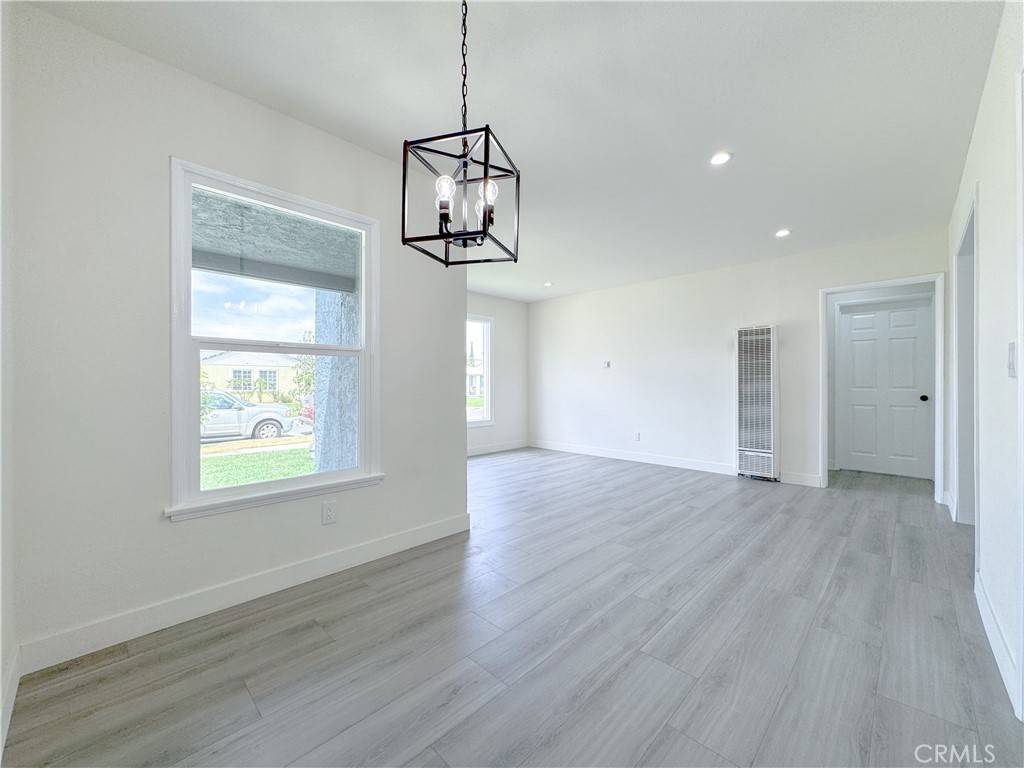 Compton, CA 90221,1512 S Butler AVE