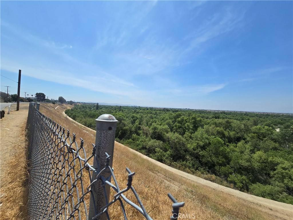 Norco, CA 92860,876 River DR