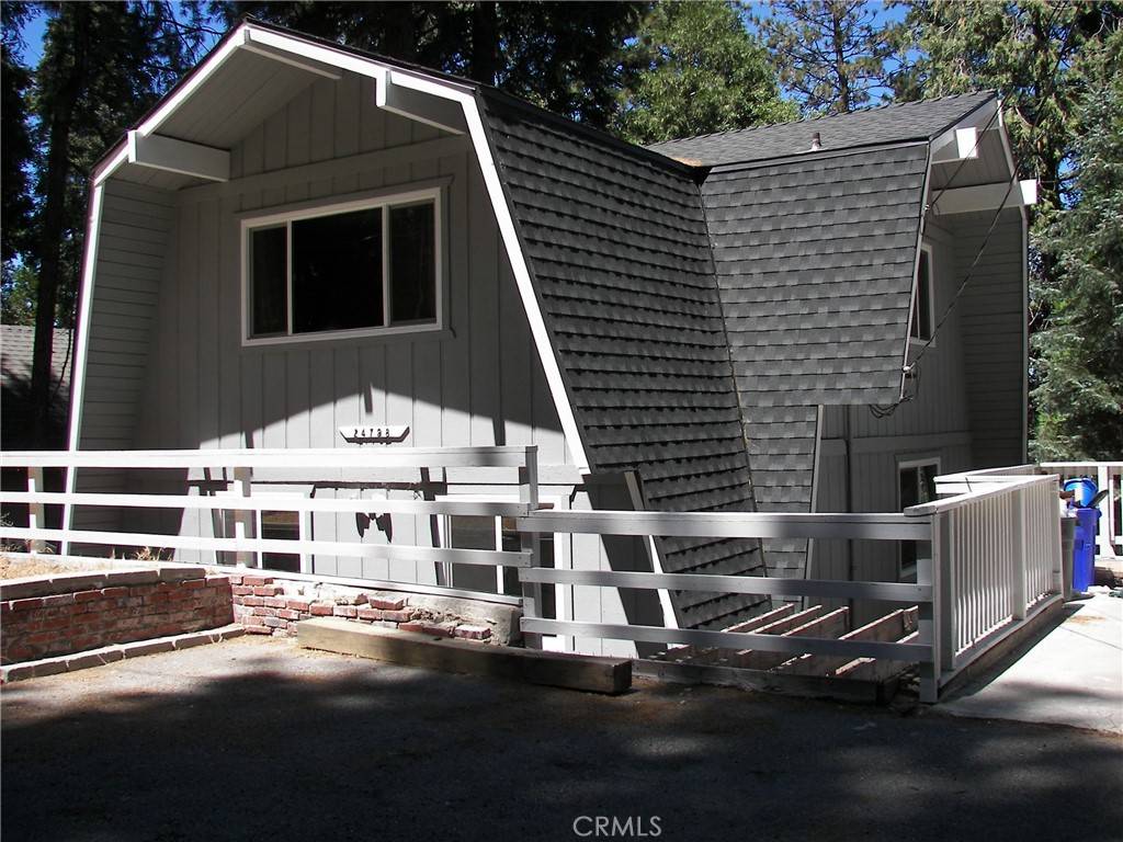 Crestline, CA 92325,24798 Bernard DR