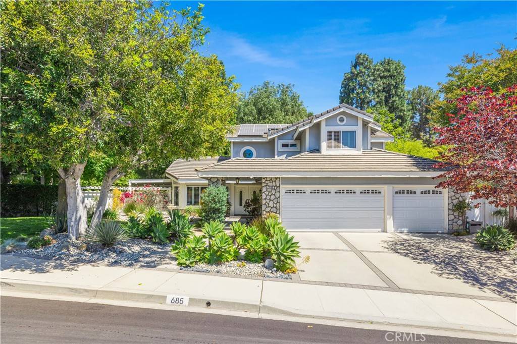 Camarillo, CA 93010,685 Vista Coto Verde
