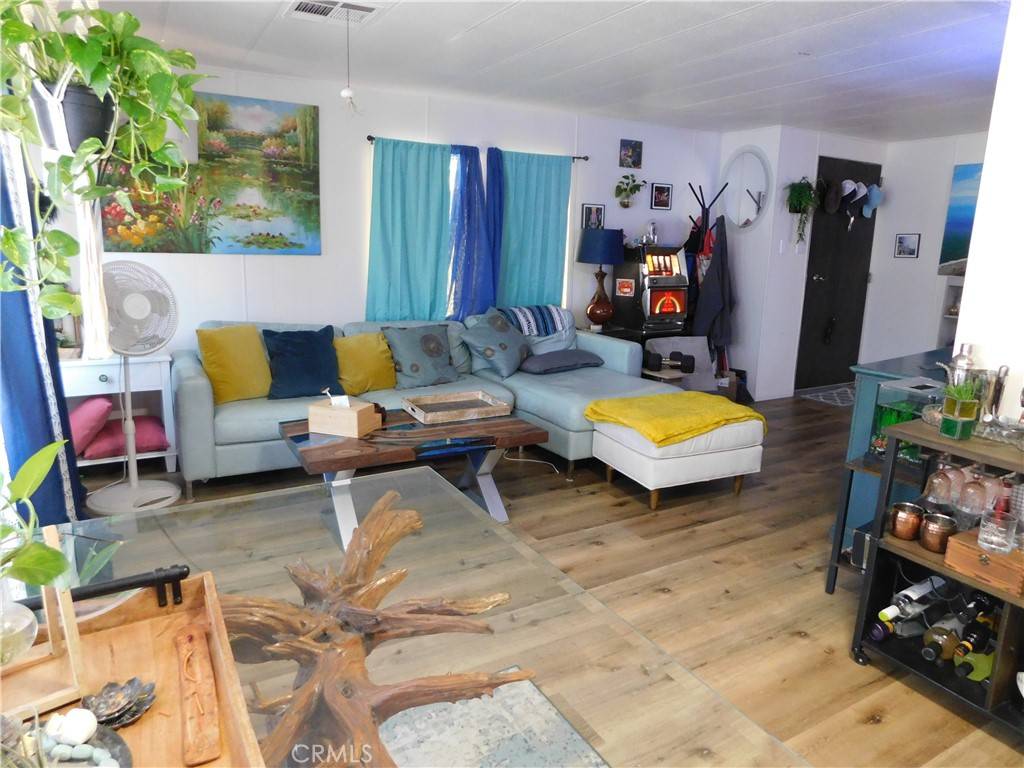 Yucaipa, CA 92399,12151 FREMONT ST #72
