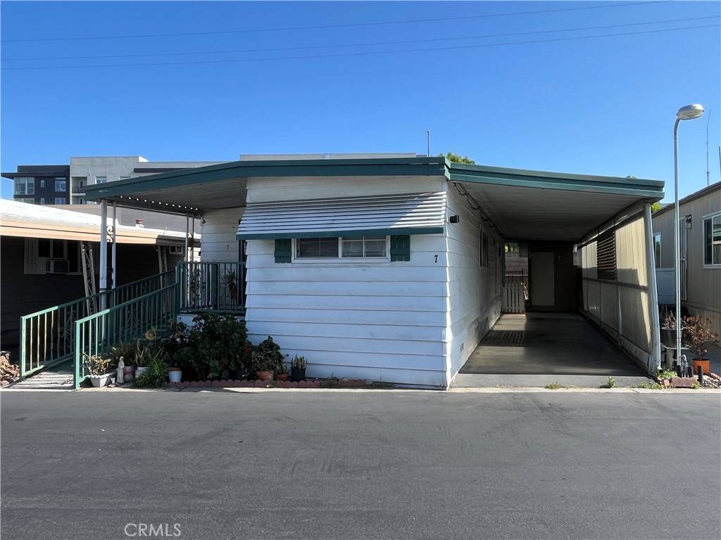 Carson, CA 90745,21425 S Avalon BLVD