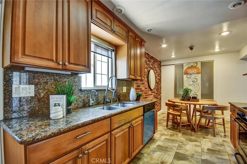 Milpitas, CA 95035,1786 Armand DR