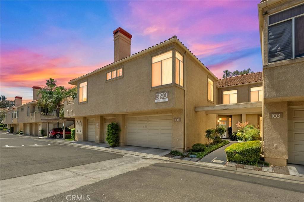Corona, CA 92882,3190 Altura Court #102