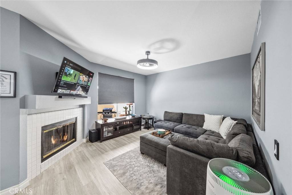 Corona, CA 92882,3190 Altura Court #102