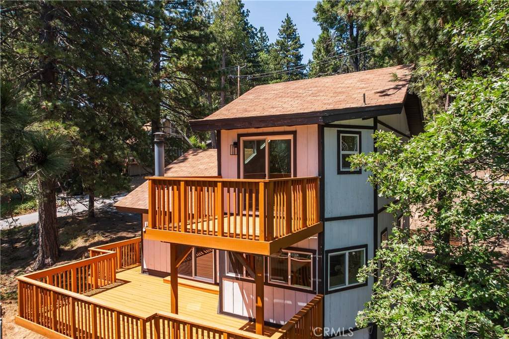 Running Springs, CA 92382,31303 Marcella DR