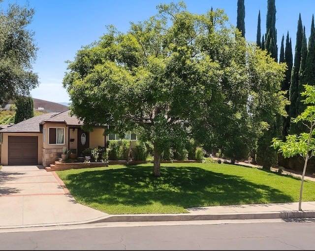 San Fernando, CA 91345,14658 Maclay ST