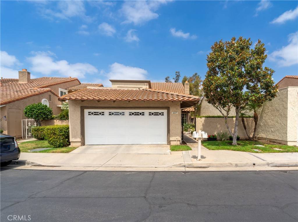 Placentia, CA 92870,607 Valley Forge DR